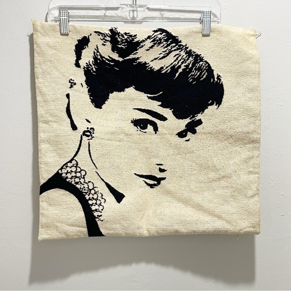 GOBELINS ART Ivory Black AUDREY HEPBURN Keep Calm & Drink Champagne Pillow Cover - Picture 1 of 4